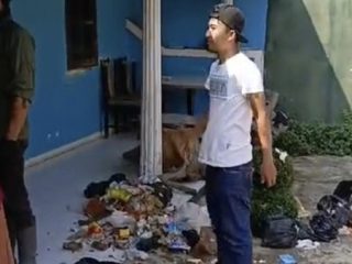 Viral Warga di Sumedang Balikin Sampah Pemilik Rumah yang Dibuang Sembarangan