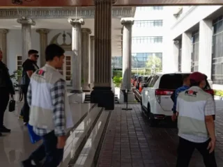 KPK Geledah Kantor Walkot Semarang terkait Dugaan Kasus Korupsi