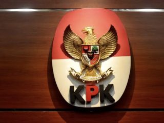 KPK Geledah Satu Kantor di Balikpapan