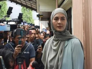 Akhirnya Buka Suara, Paula Verhouven Bantah Isu Perselingkuhan 