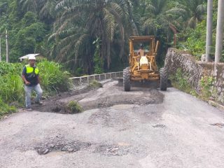 Sambut Nataru, PLN Kebut Perbaikan Jalan Batu Mamak – Pos 8 di Lokasi Proyek PLTA Asahan 3