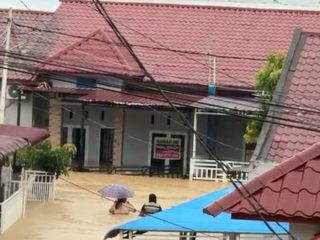 Diguyur Hujan Semalaman, Kota Medan Banjir di Hari Pencoblosan Pilkada 2024